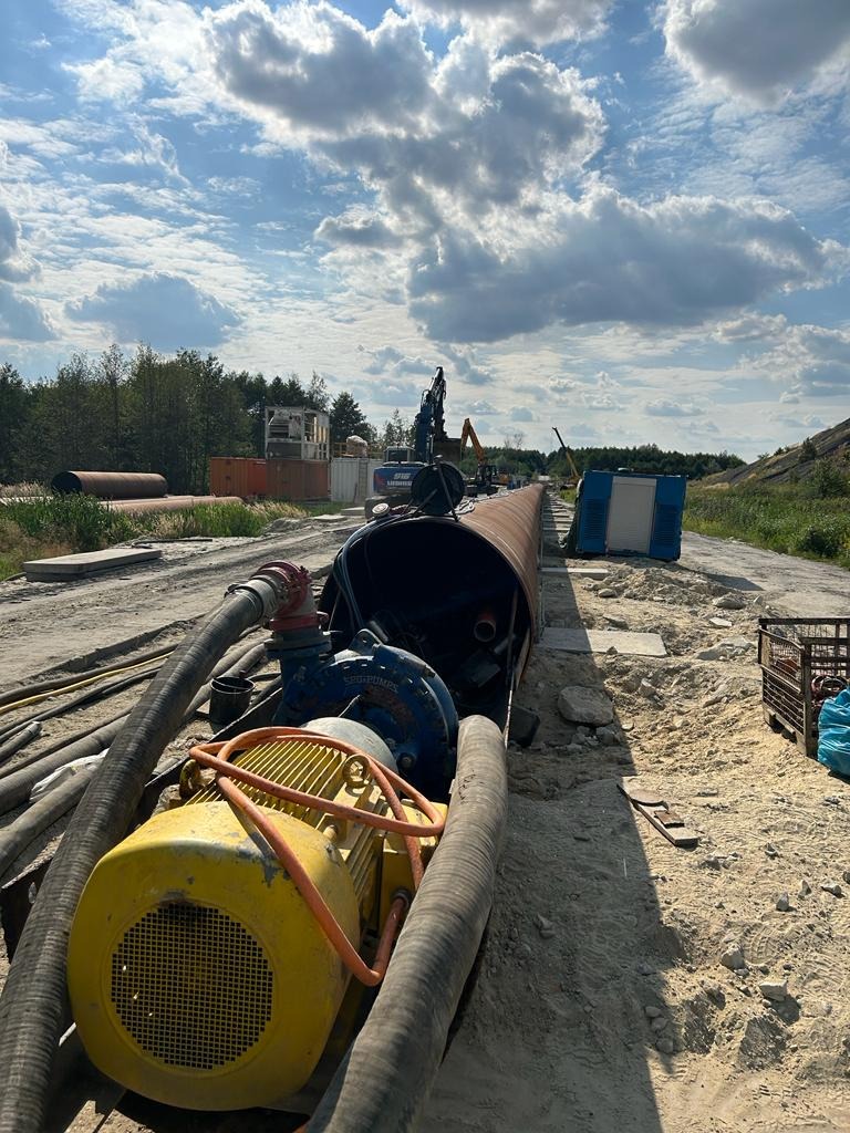 Heavy Pipeline Stringing & Dewatering Pump Station Site